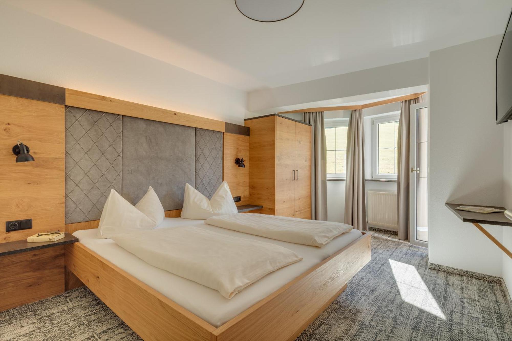 Apparthotel Talhof, Restaurant, Pool Und Spa 오버라우 외부 사진