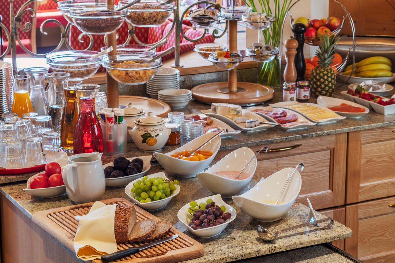 Apparthotel Talhof, Restaurant, Pool Und Spa 오버라우 외부 사진